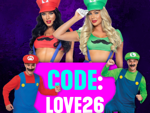 ✨ Already brainstorming your ultimate 90s outfit?